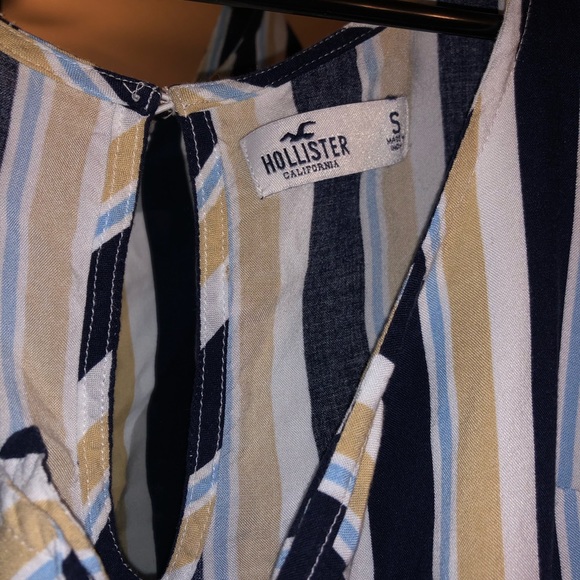 Hollister romper :) - Picture 3 of 3